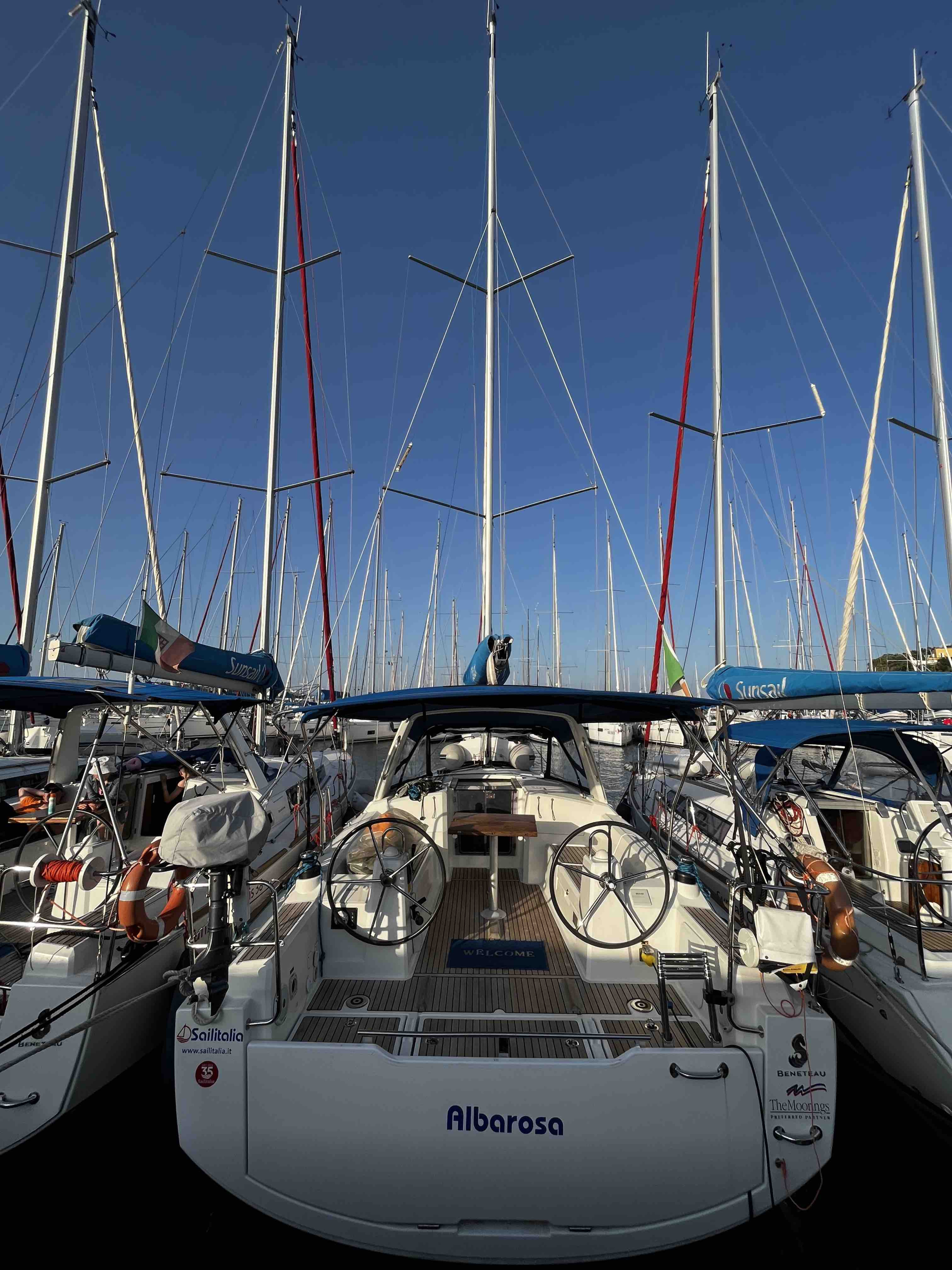 Oceanis 35.1 — photo 1