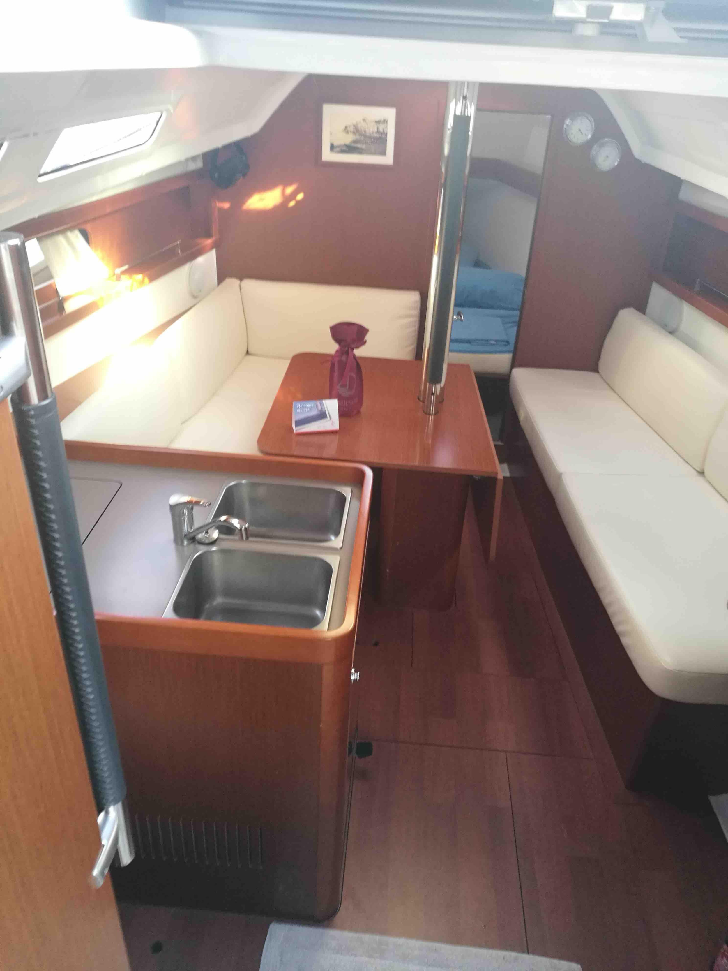 Oceanis 31 — photo 7