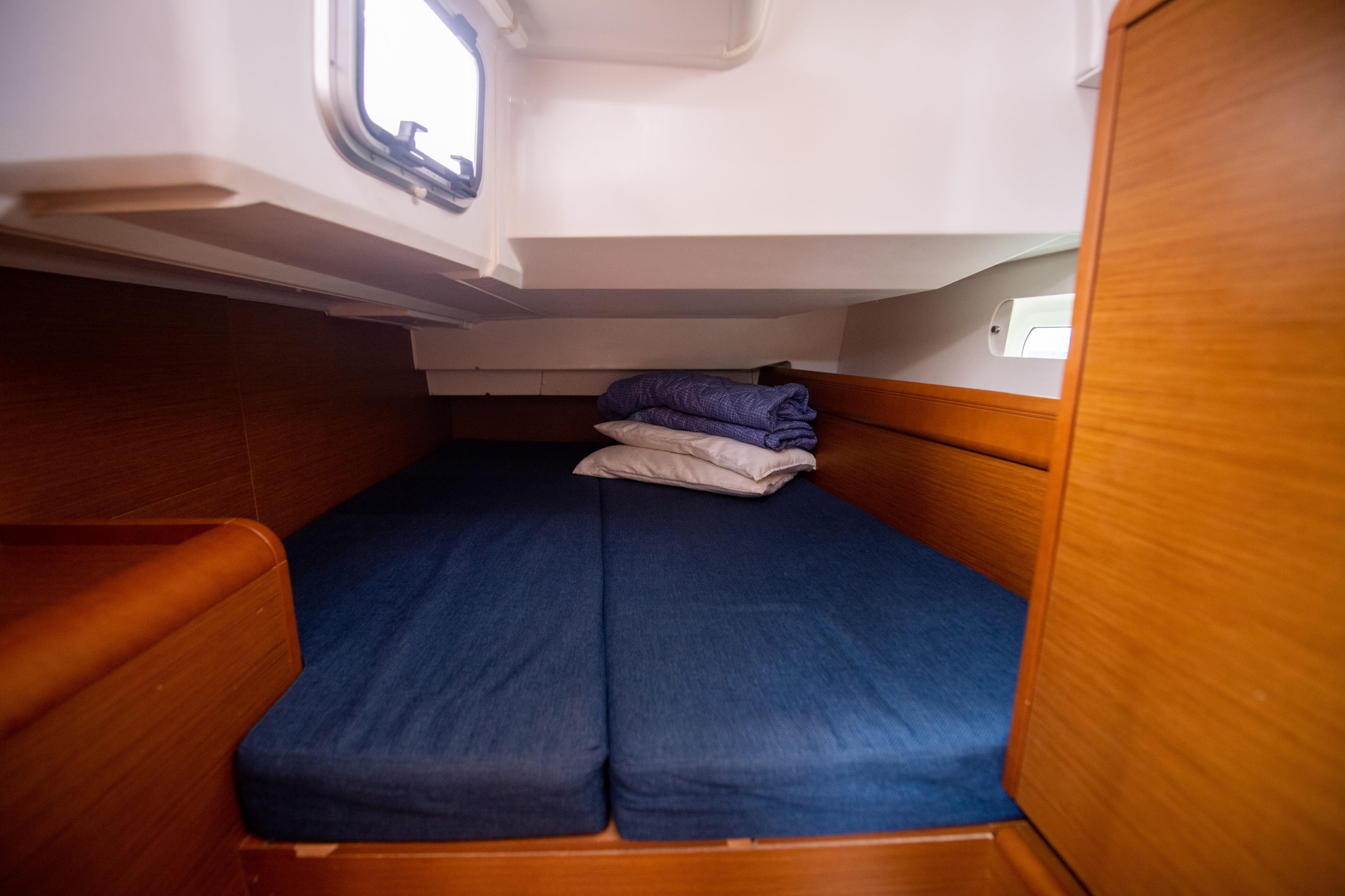 Sun Odyssey 449 — photo 4