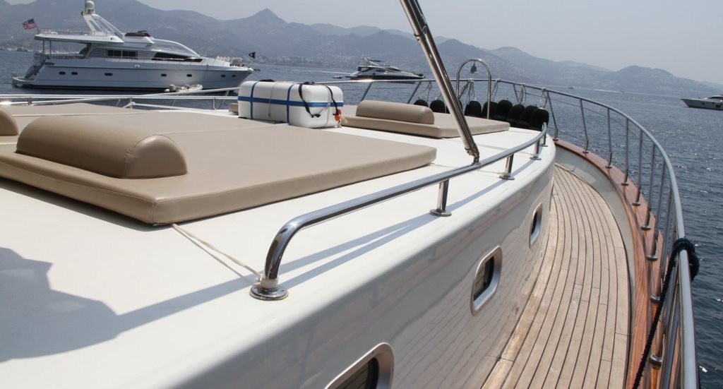 Motoryacht — photo 23