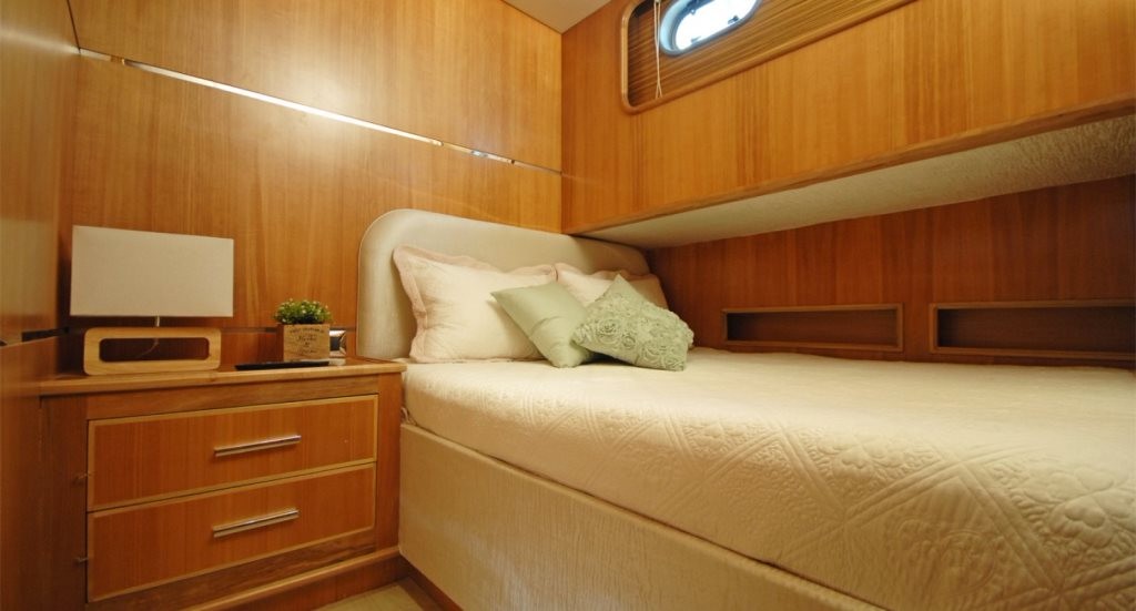 Motoryacht — photo 28