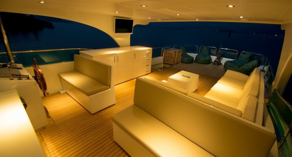 Motoryacht — photo 20
