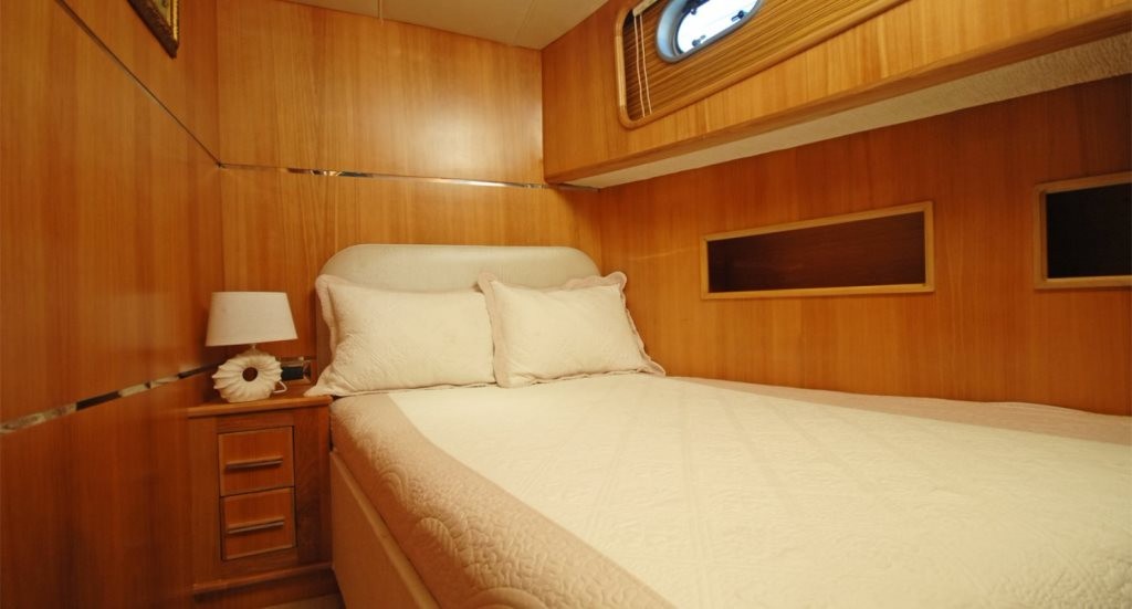 Motoryacht — photo 27