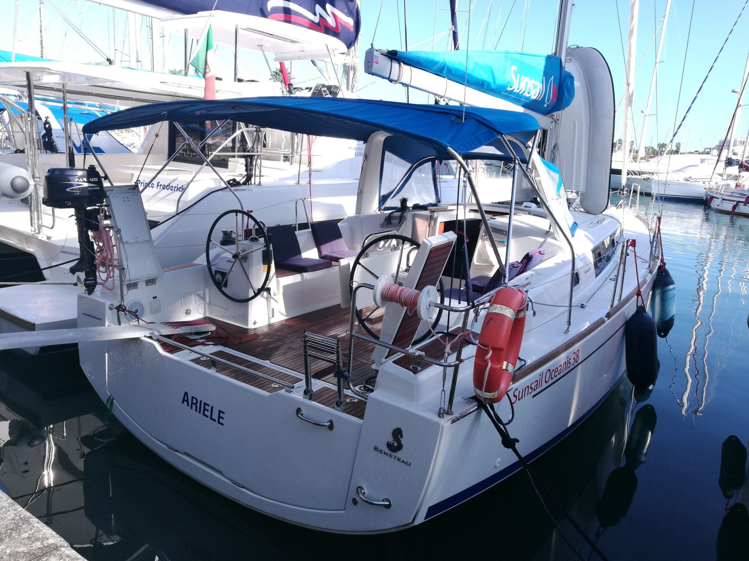 Oceanis 38.1 — photo 2