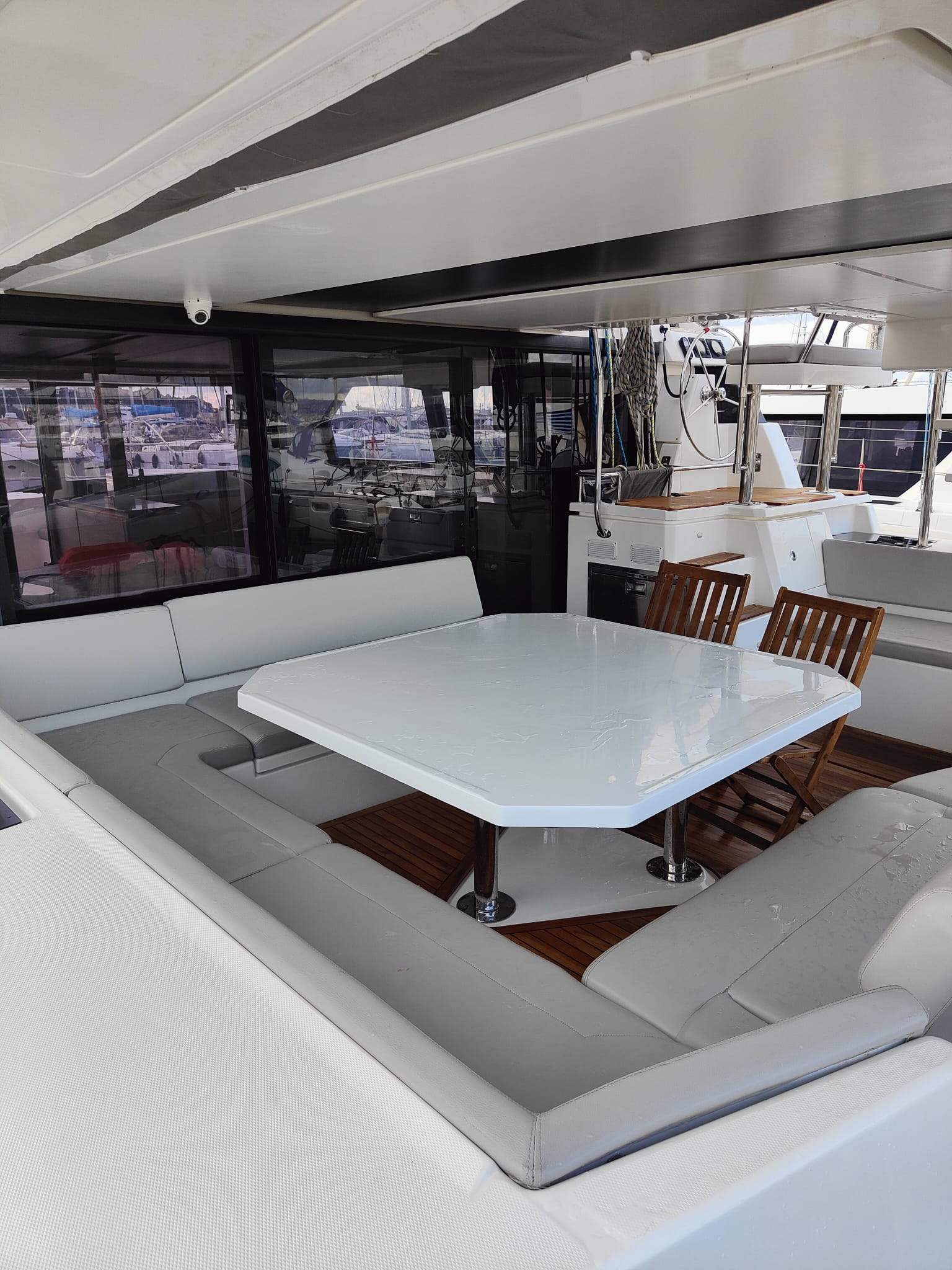 Leopard 50 — photo 3
