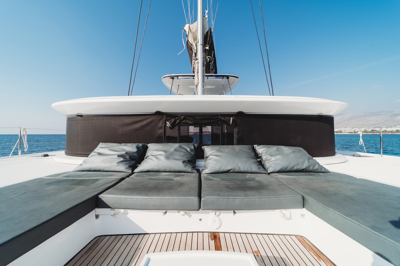 Lagoon 50 — photo 9