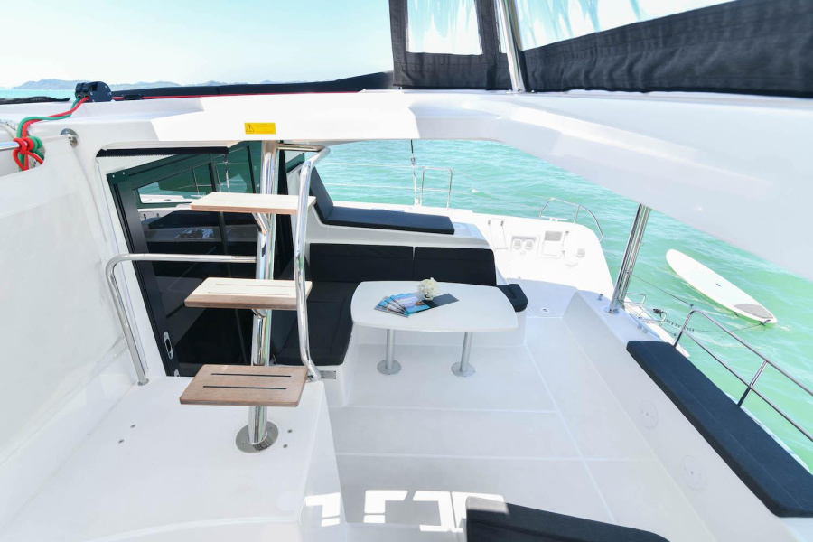 Lagoon 42 — photo 12