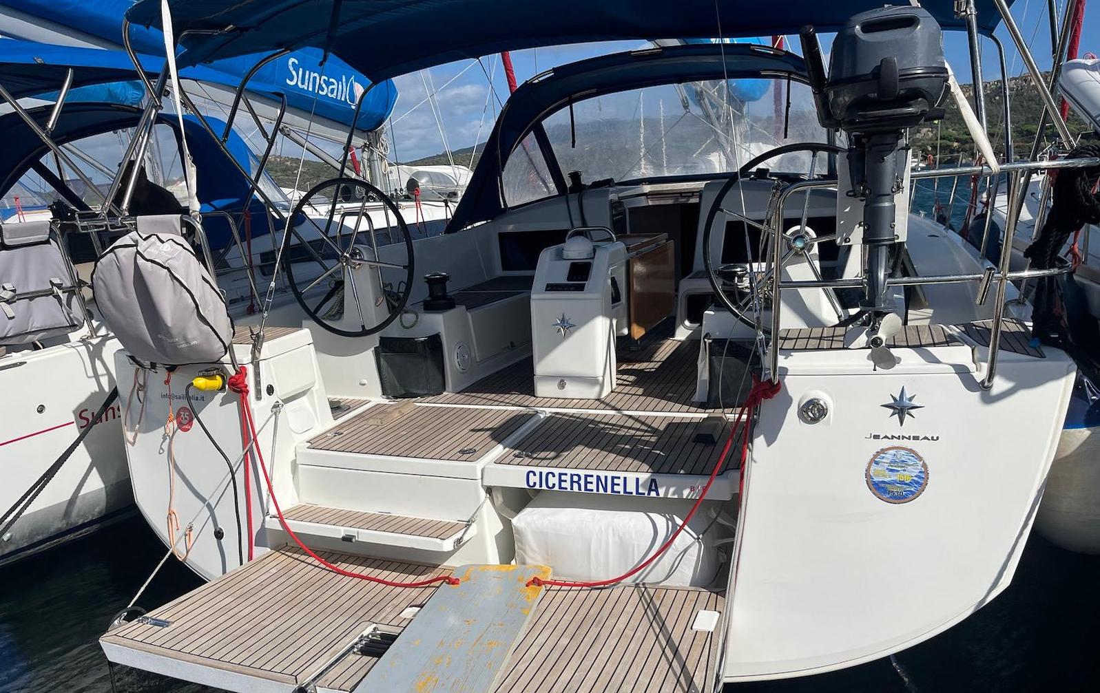 Sun Odyssey 440 — photo 1
