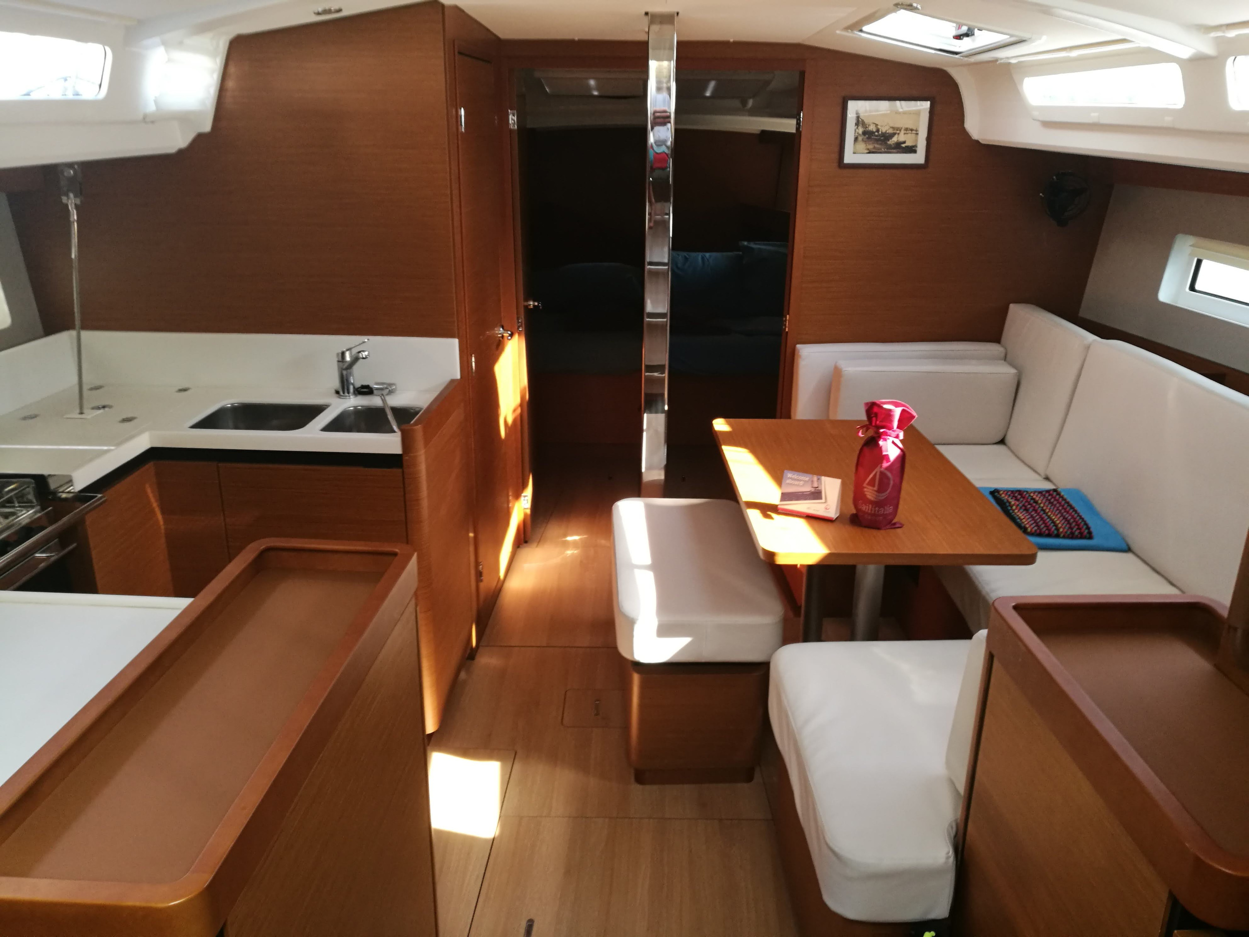 Sun Odyssey 440 — photo 4