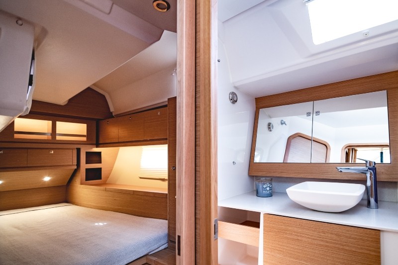 Dufour 520 GL — photo 21