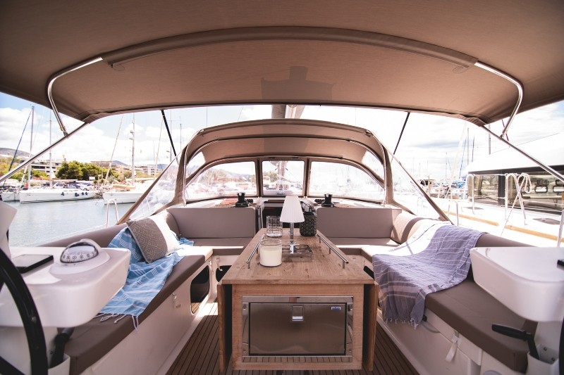Dufour 520 GL — photo 2