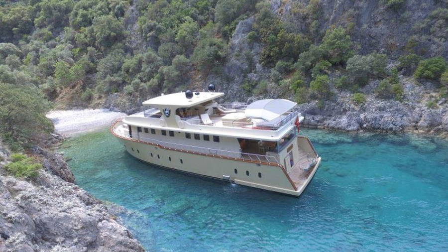 Motor Yacht — photo 29