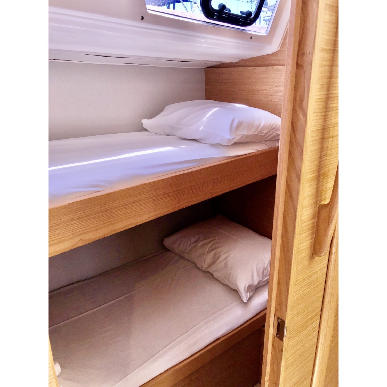 Dufour 430 Grand Large — photo 12