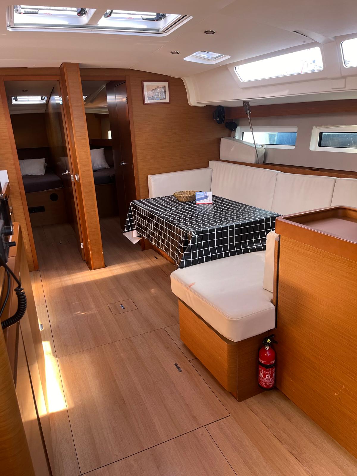 Sun Odyssey 490 — photo 6