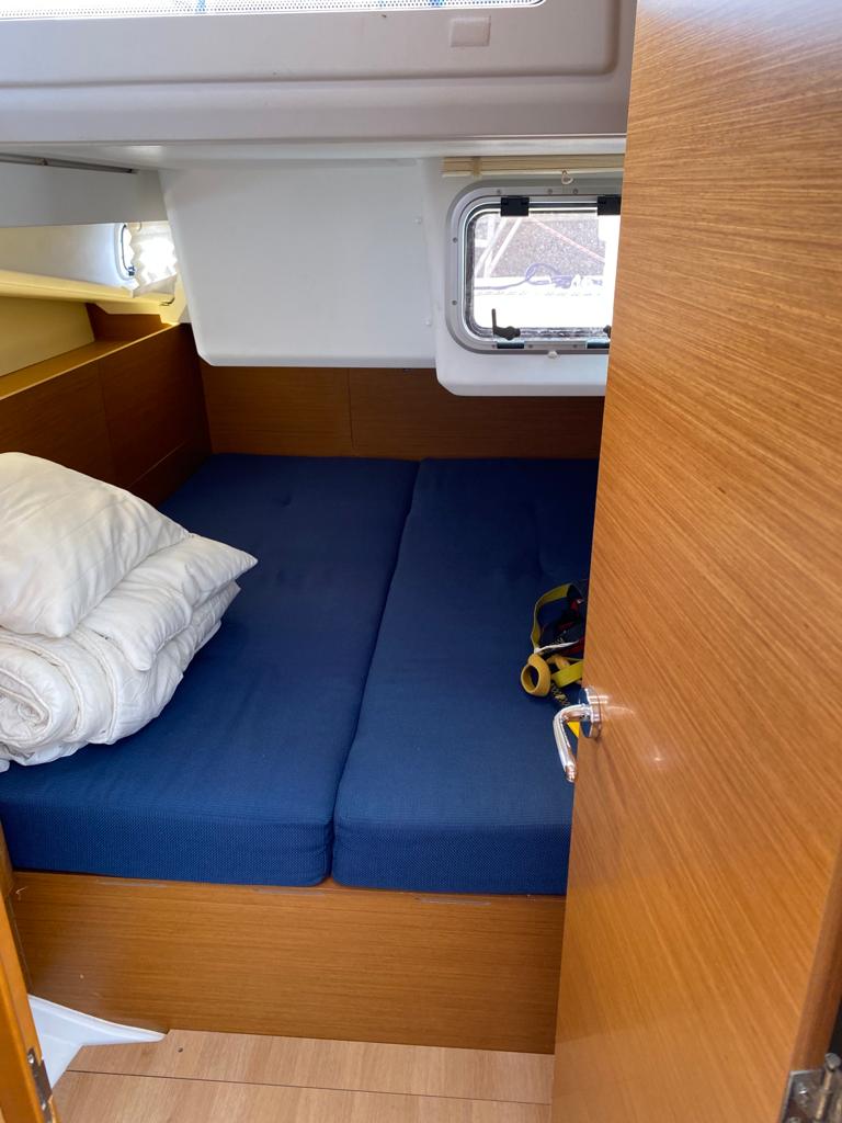 Sun Odyssey 440 — photo 10