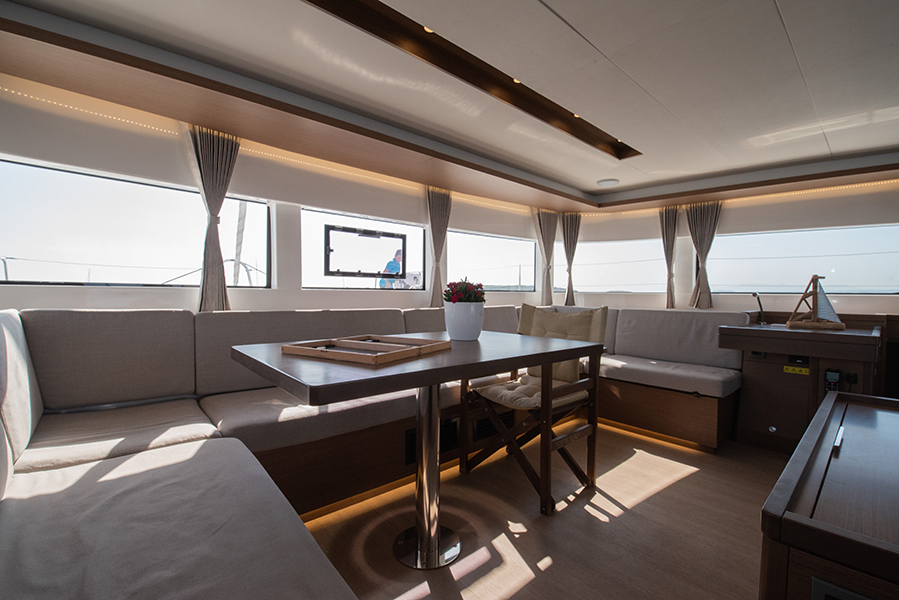 Lagoon 50 — photo 5