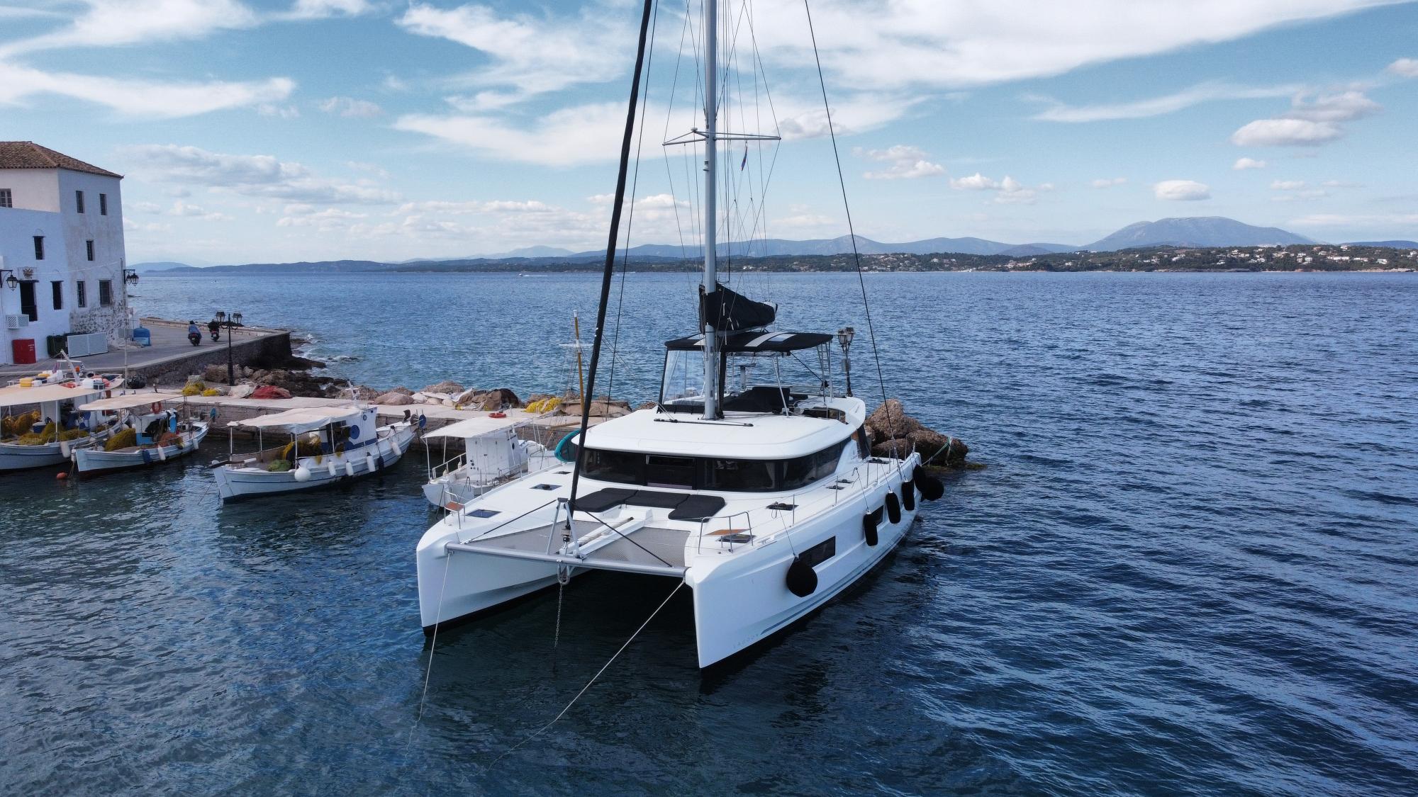 Lagoon 46 — photo 12