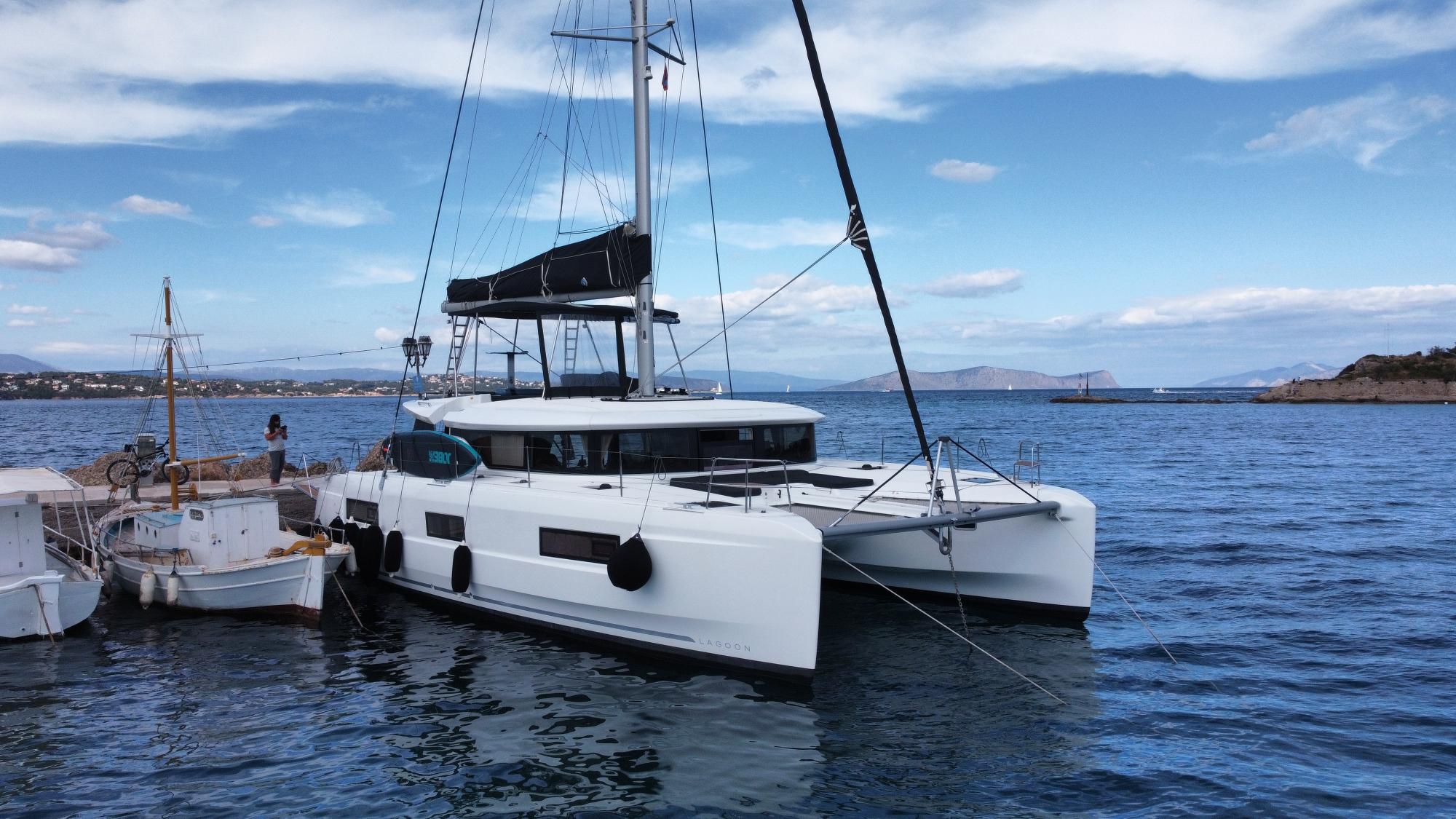 Lagoon 46 — photo 13