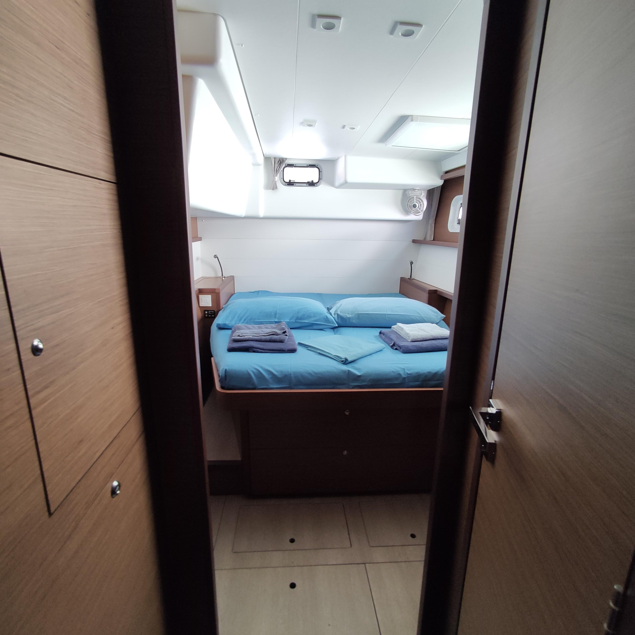 Lagoon 450 F — photo 8