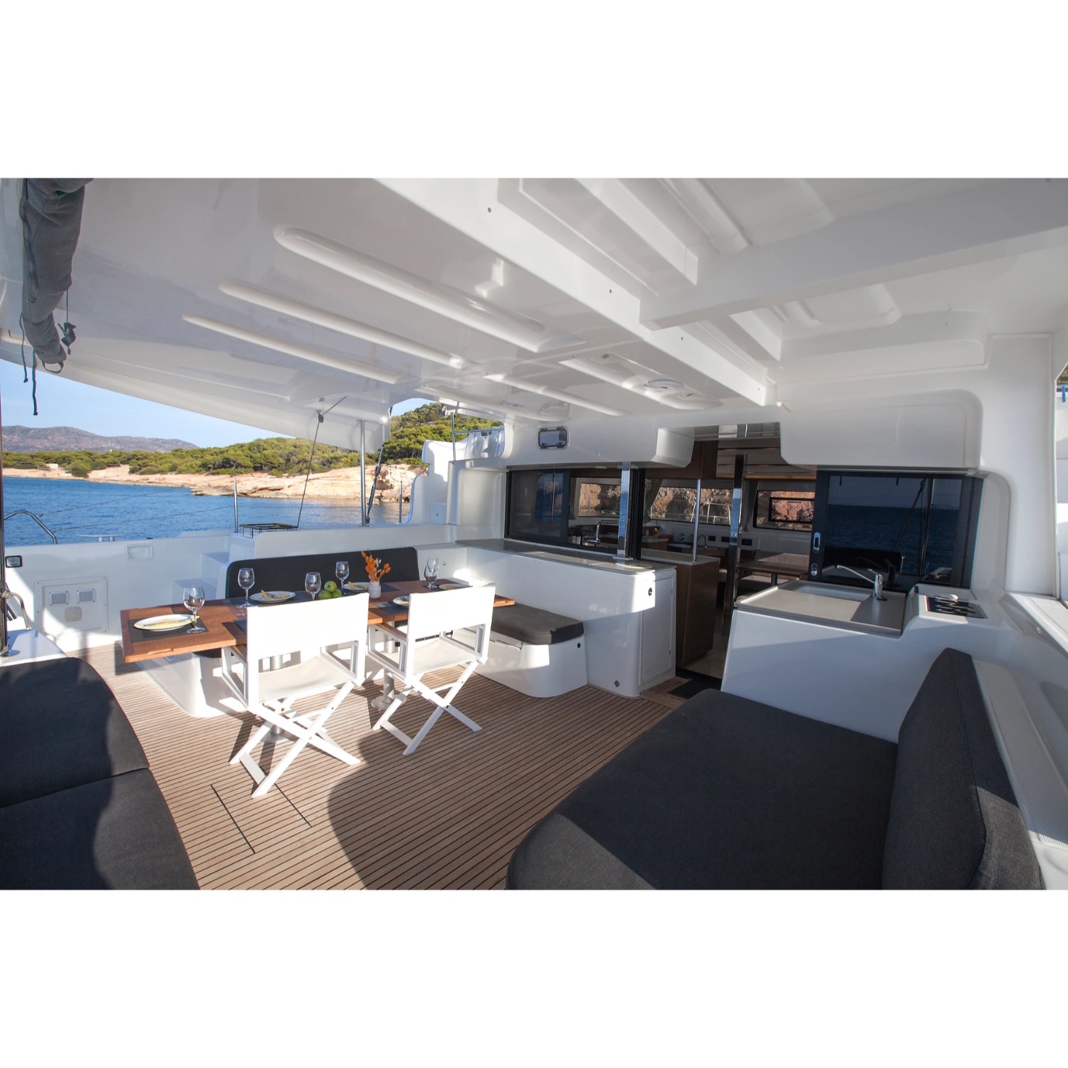 Lagoon 46 — photo 10