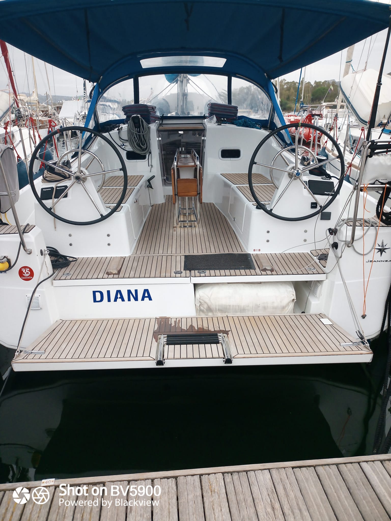 Sun Odyssey 380 — photo 1