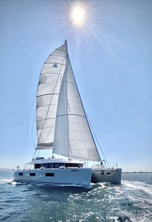 Lagoon 620 — photo 1