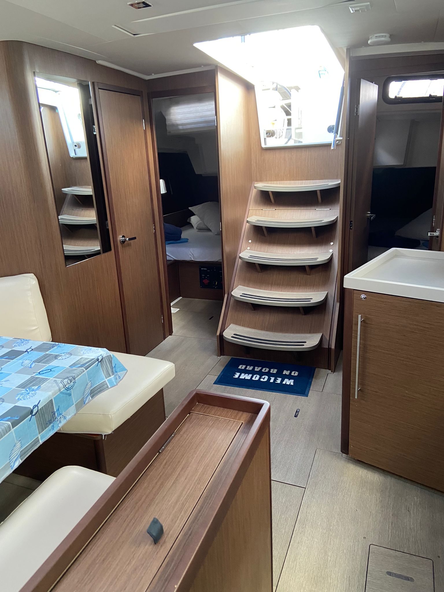 Oceanis 46.1 — photo 4