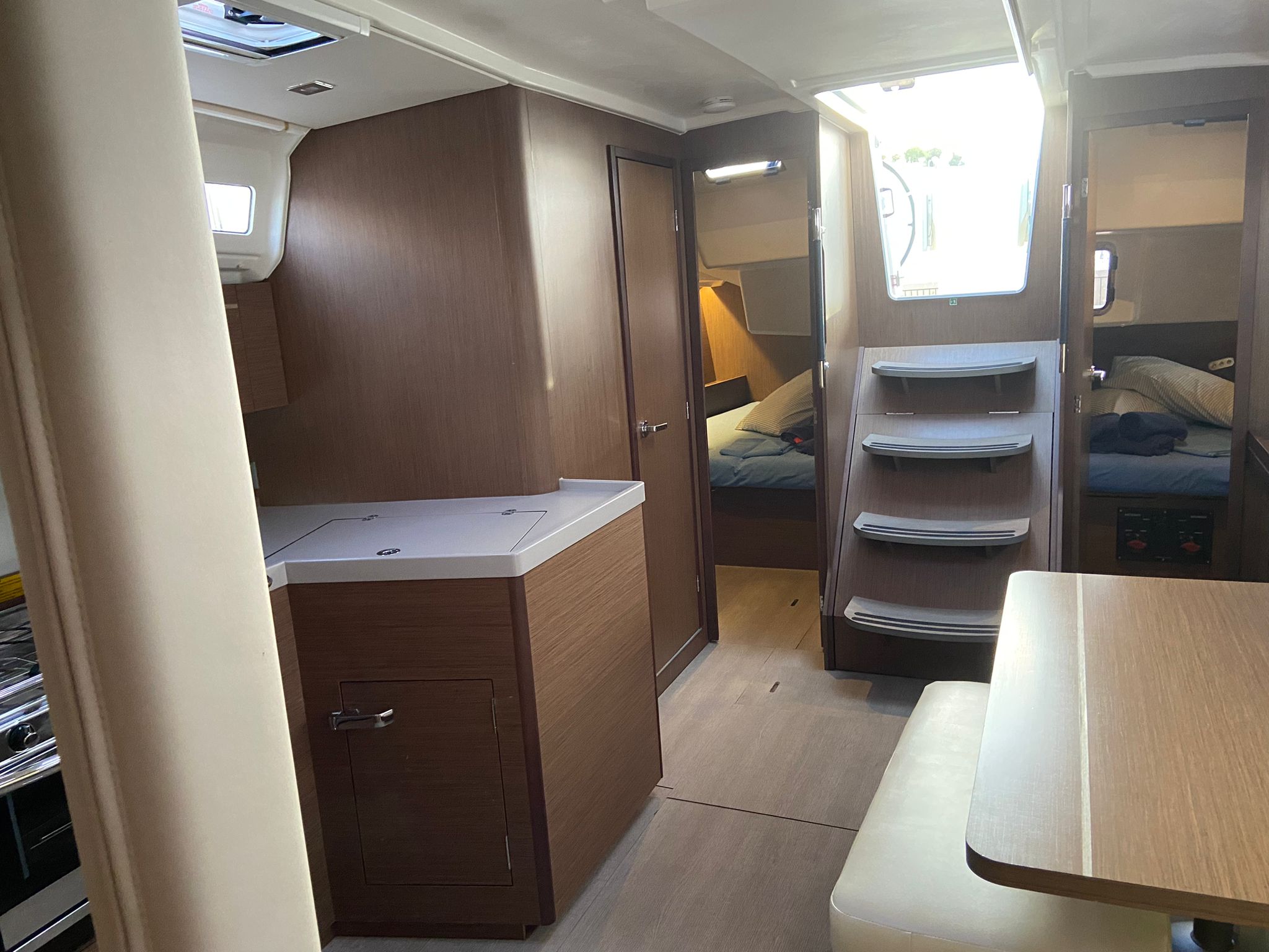 Oceanis 40.1 — photo 3