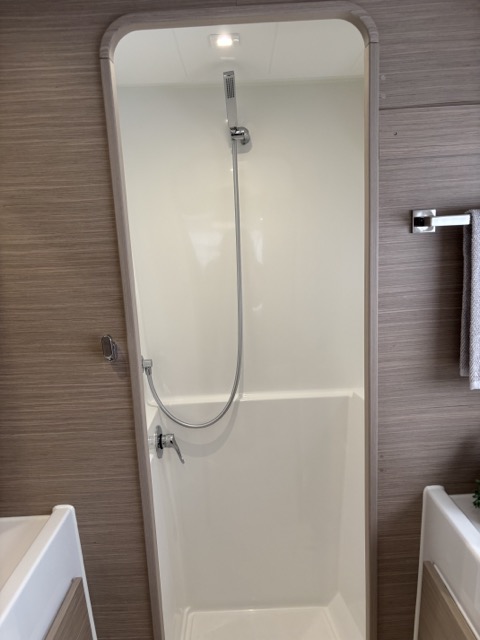 Lagoon 42 — photo 22