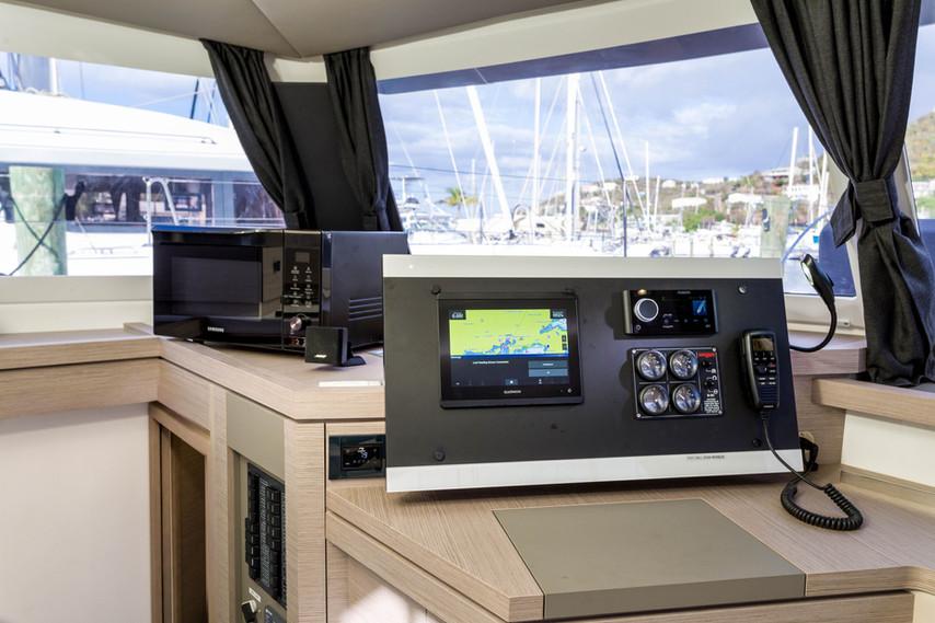 Astrea 42 — photo 16