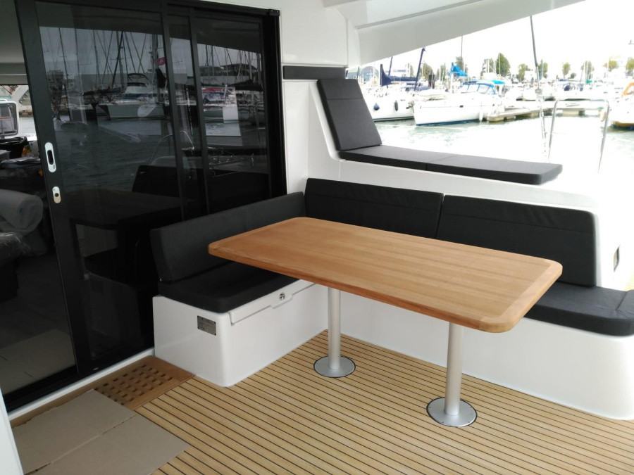 Lagoon 42 - Premium — photo 6