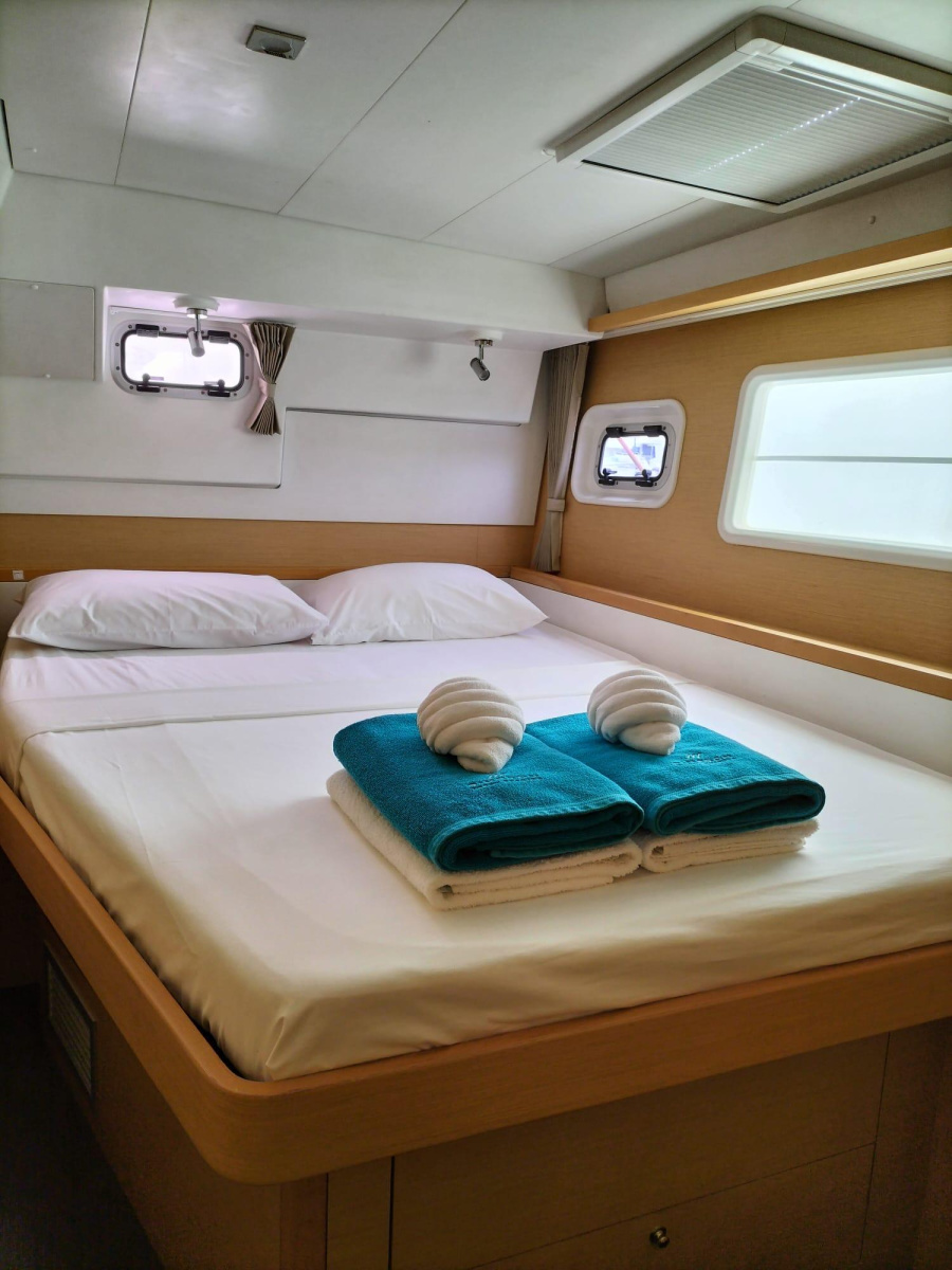 Lagoon 400S2 — photo 4