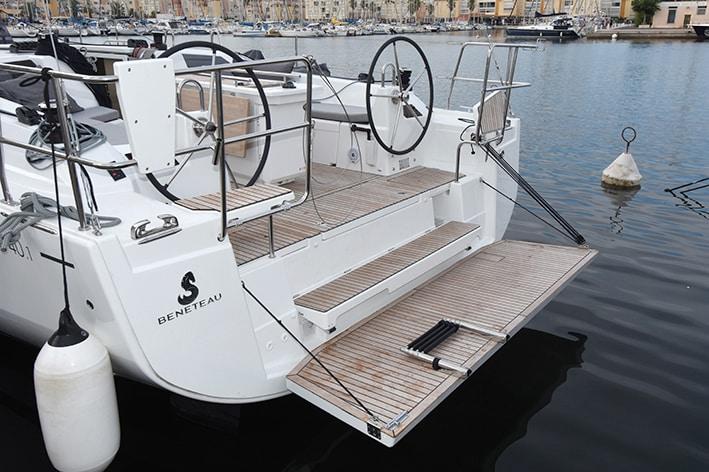 Beneteau Oceanis 40.1 FIRST LINE - Watermaker - 3 Double cabins - 1 Double bunk cabin — photo 4