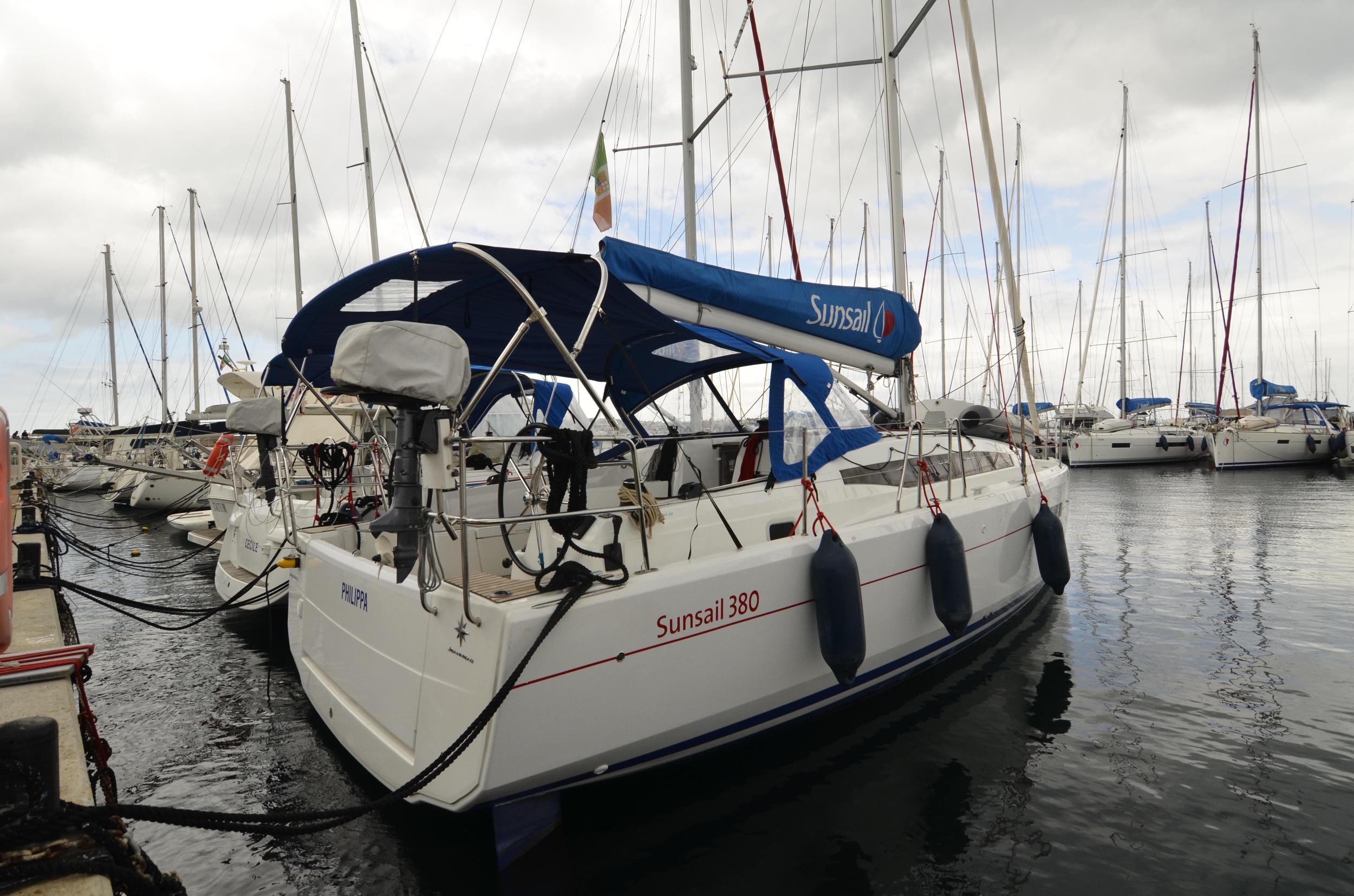 Sun Odyssey 380 — photo 2