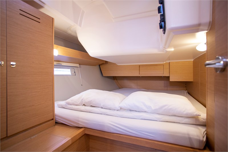 Dufour 430 Grand Large — photo 13