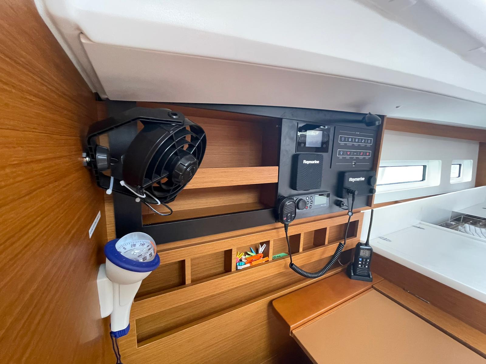 Sun Odyssey 440 — photo 31