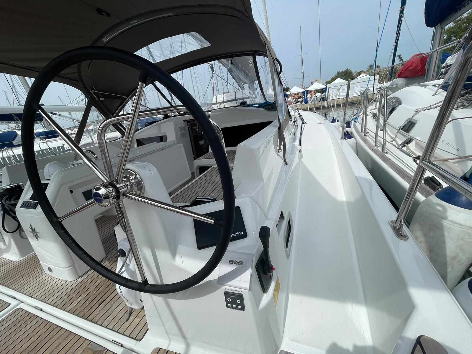 Sun Odyssey 440 — photo 13