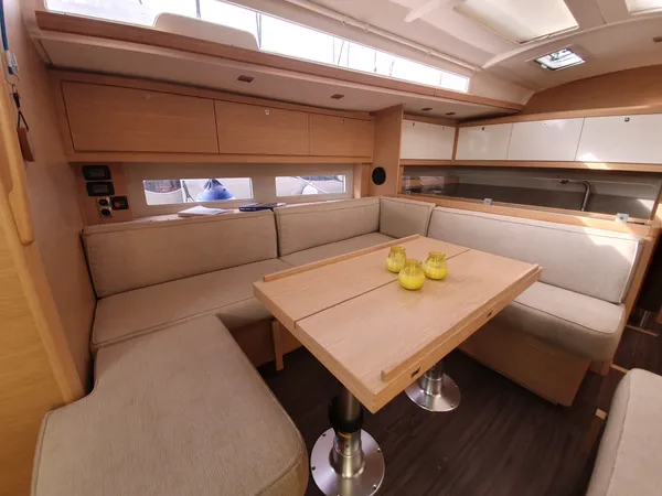 Dufour 530 — photo 10