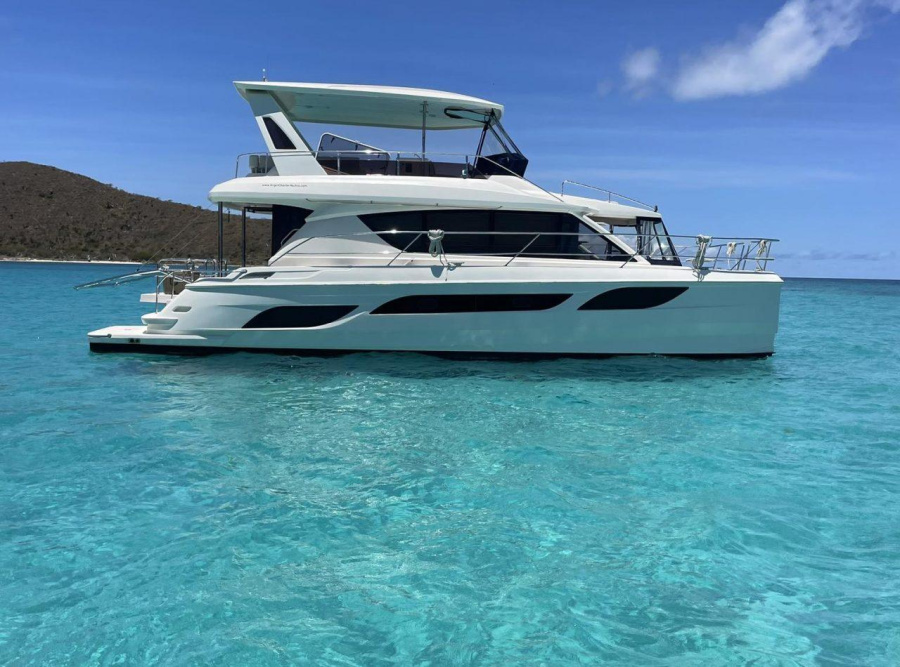 Aquila 48 — photo 1