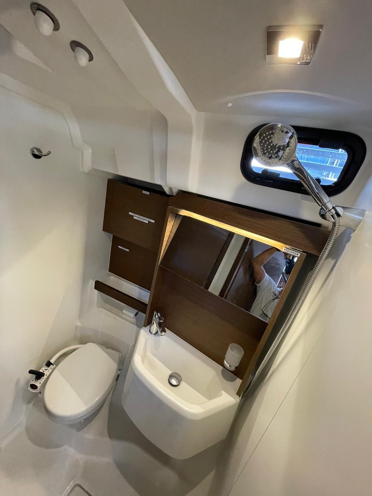 Oceanis 51.1 — photo 12