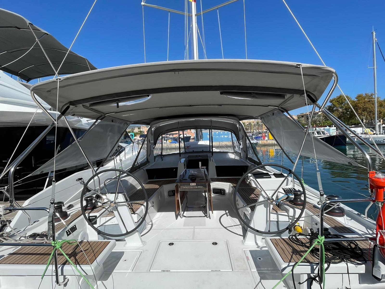 Oceanis 51.1 — photo 24