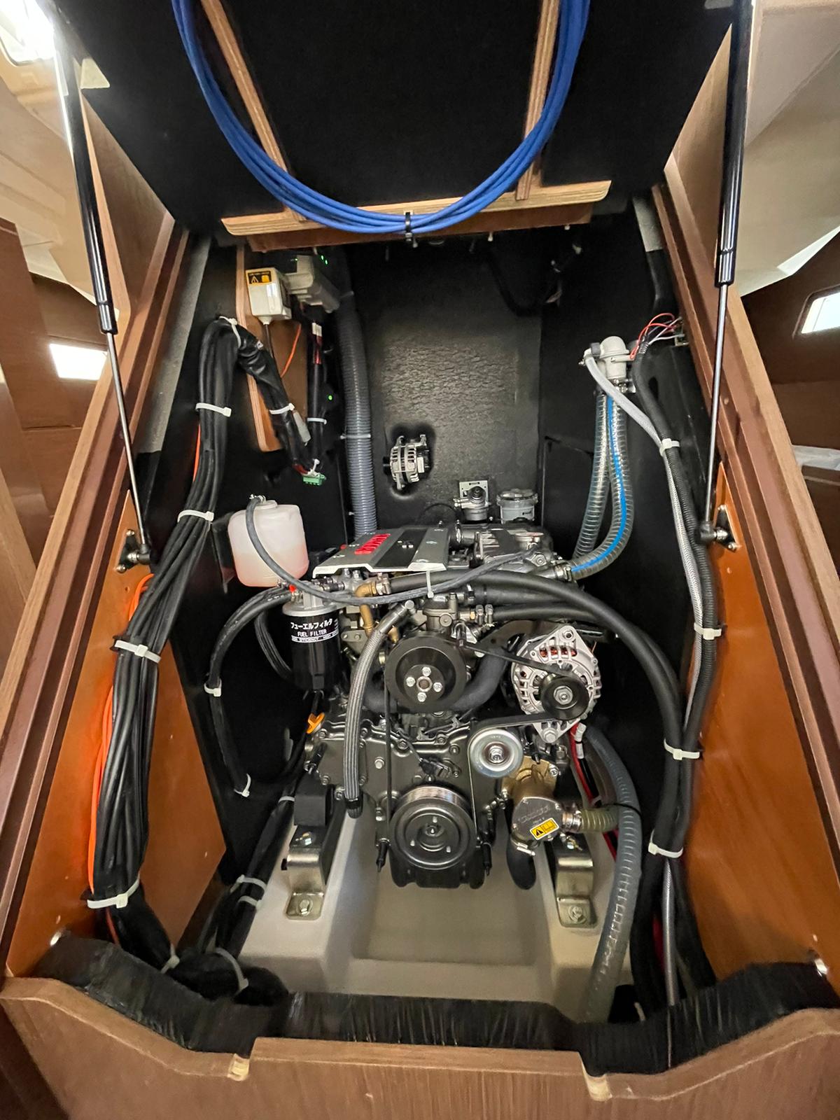 Oceanis 51.1 — photo 20