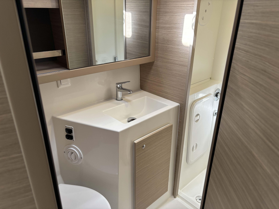 Lagoon 42 — photo 15