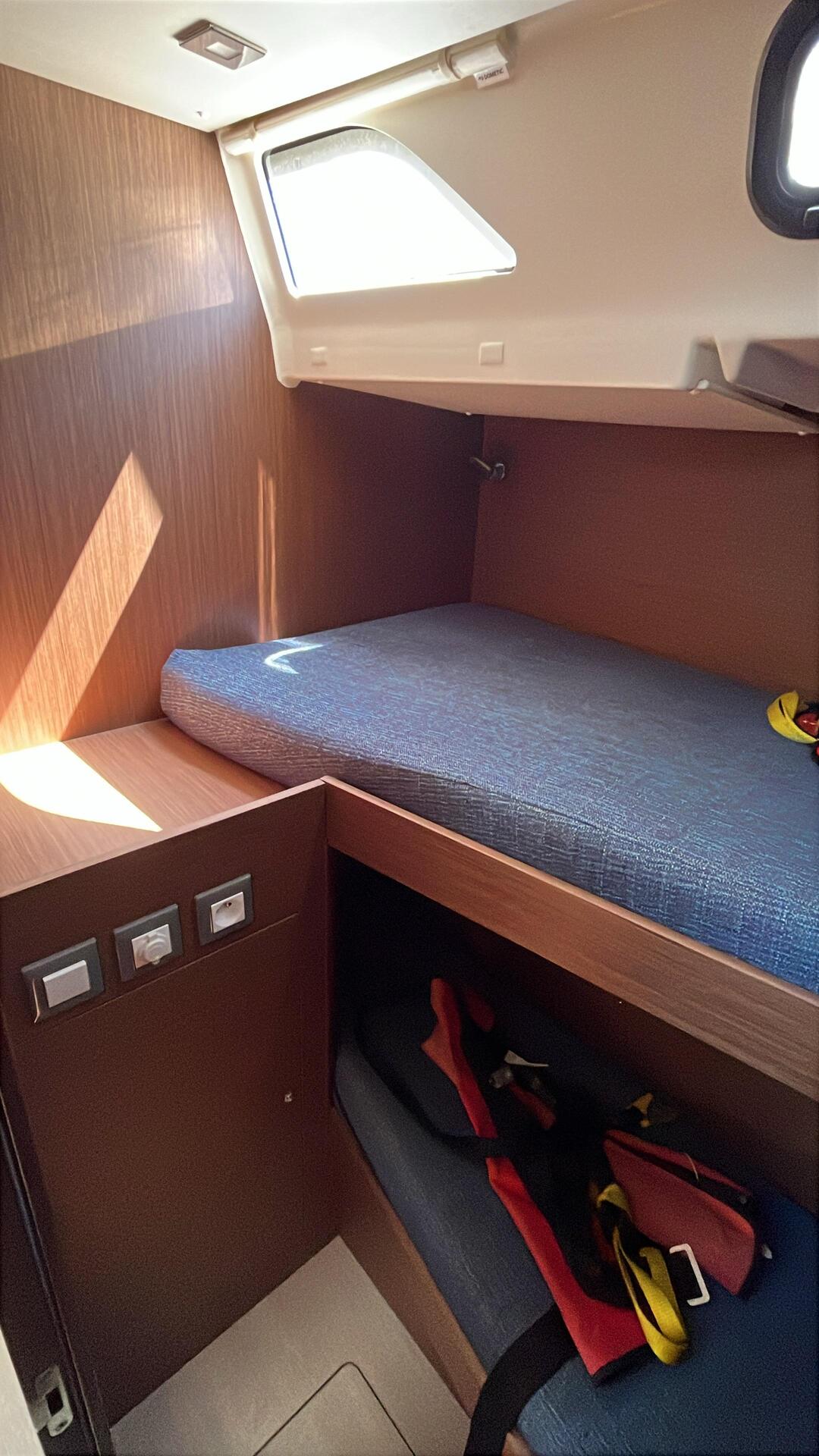 Oceanis 51.1 — photo 2