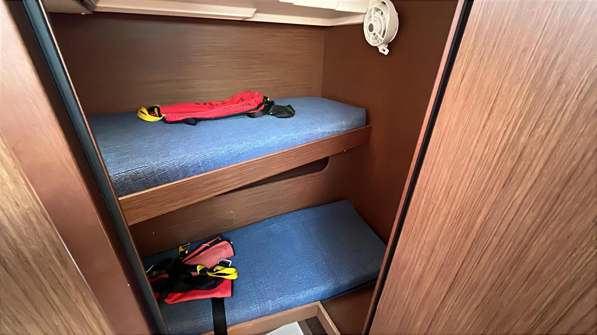 Oceanis 51.1 — photo 3