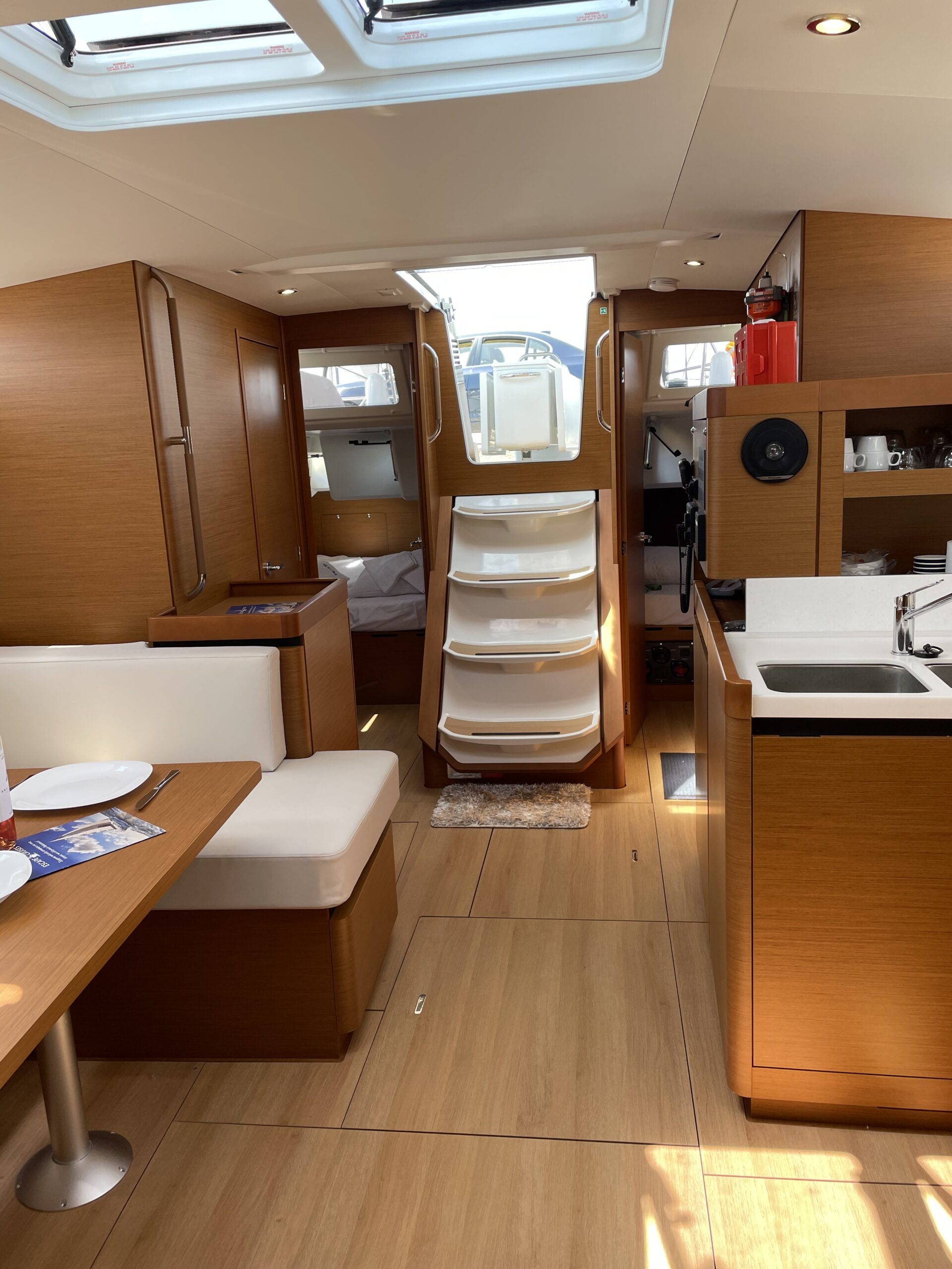Sun Odyssey 490 — photo 6