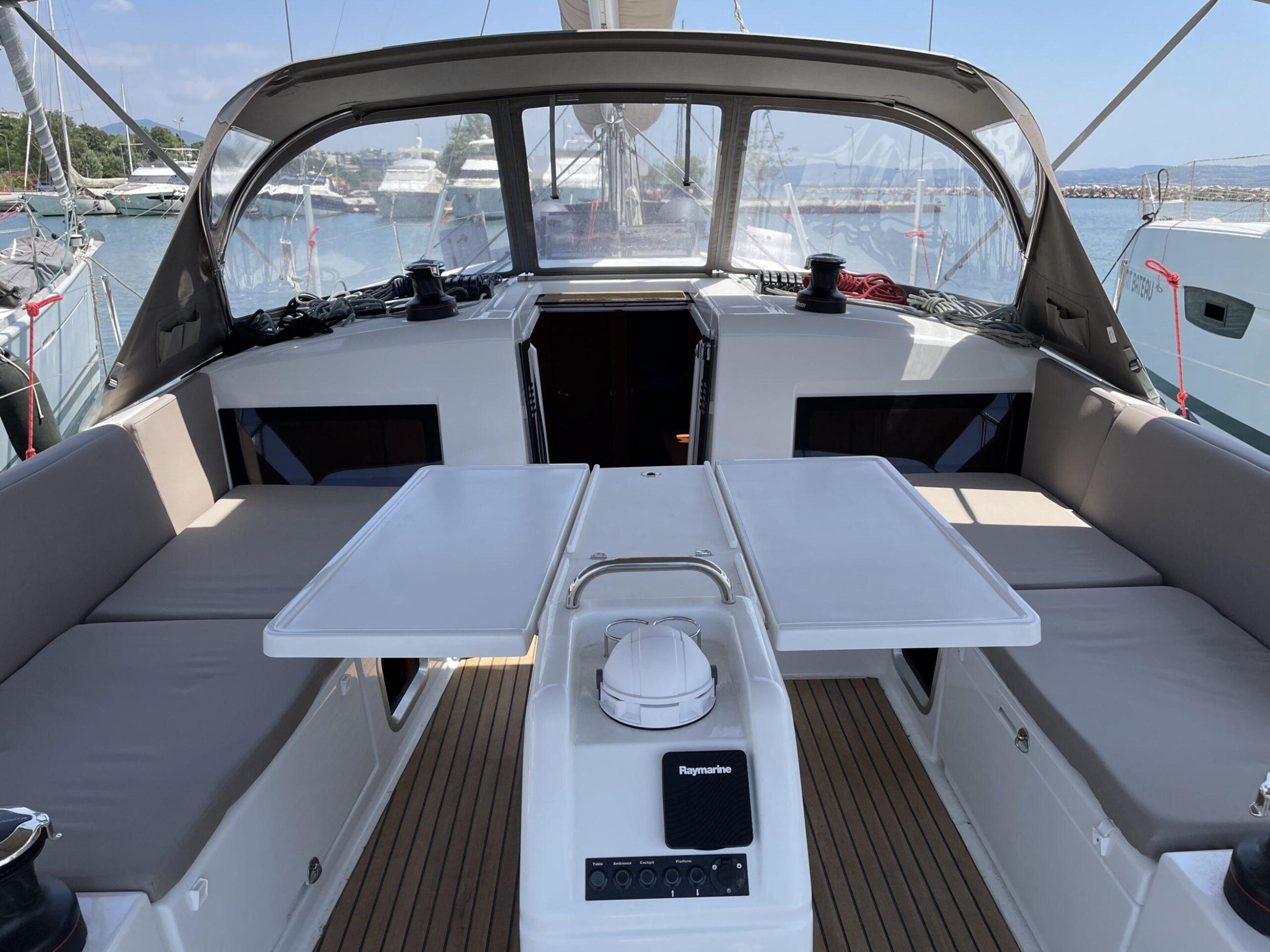 Sun Odyssey 490 — photo 2