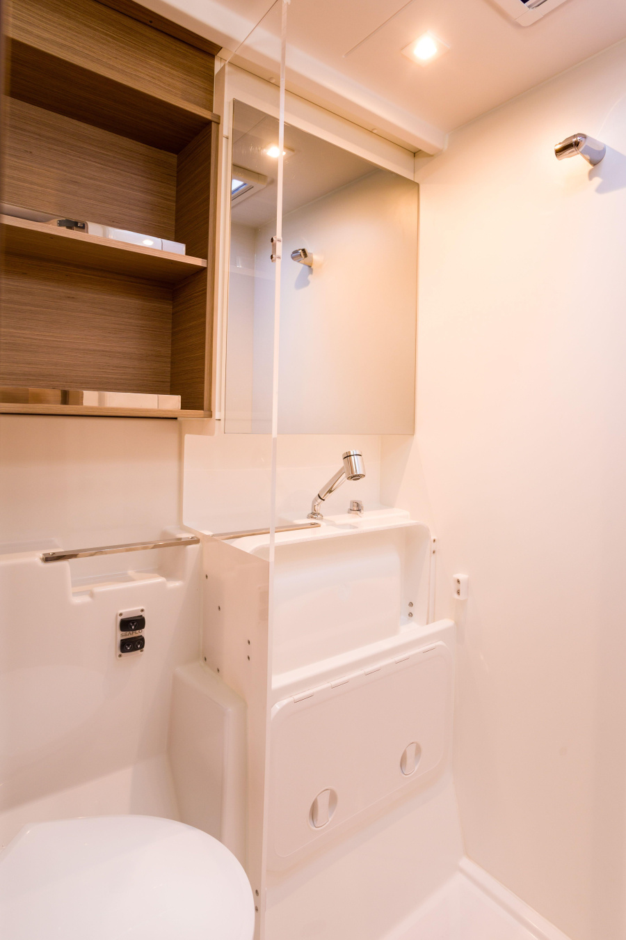 Lagoon 43 — photo 12