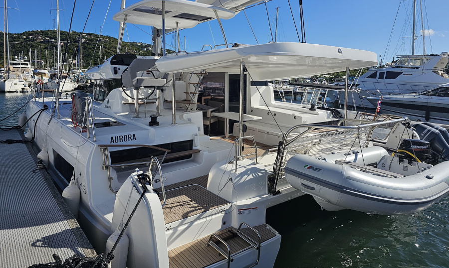 Lagoon 43 — photo 7