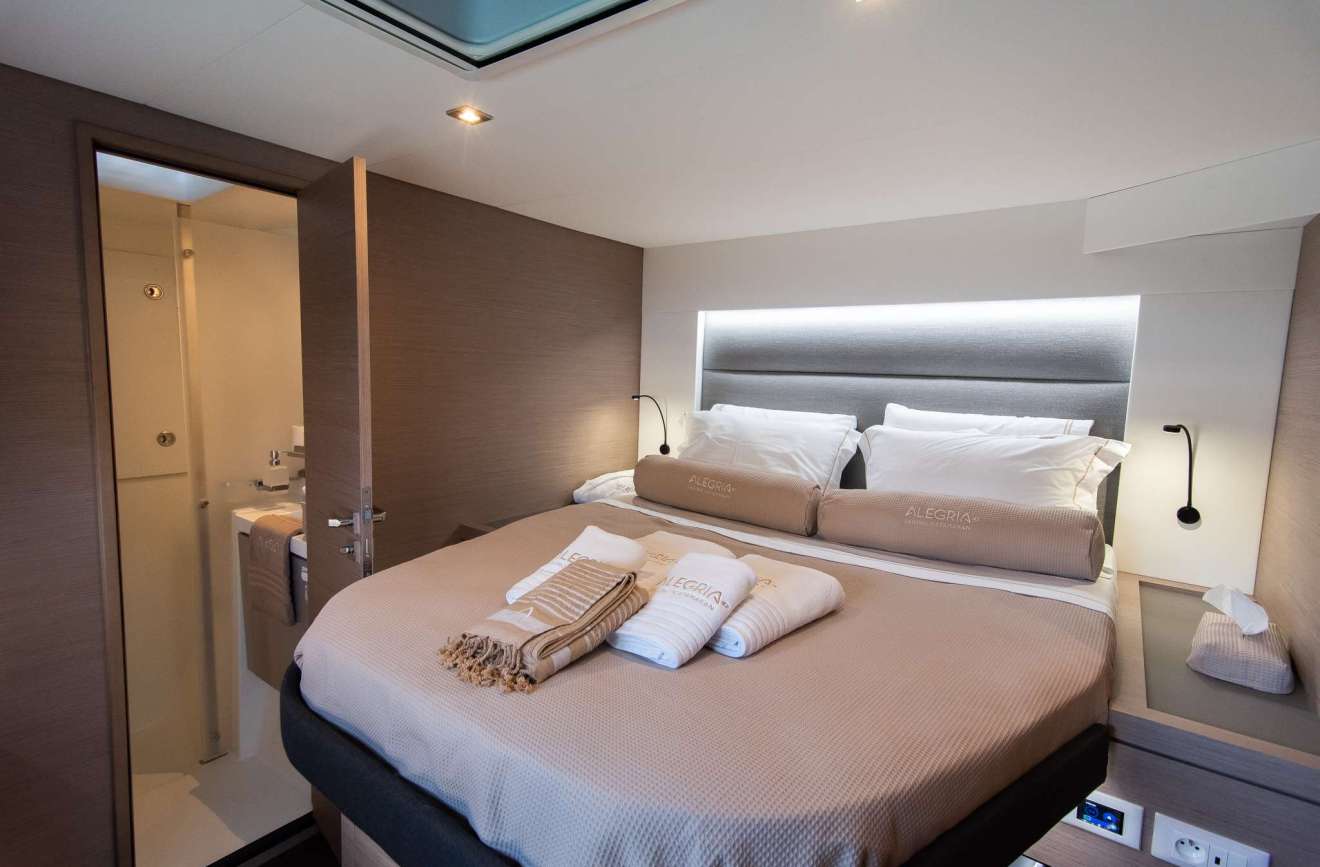 Fountaine Pajot MY 44 — photo 6
